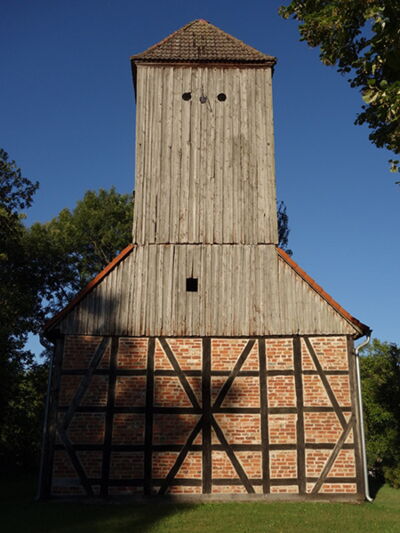 Kirchturm Bürsenhagen Westgiebel