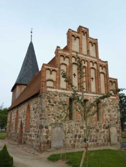 Ev. Kirche Blüthen