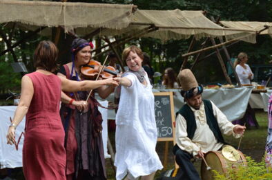 Musikalische Untermalung beim Pilgerfest